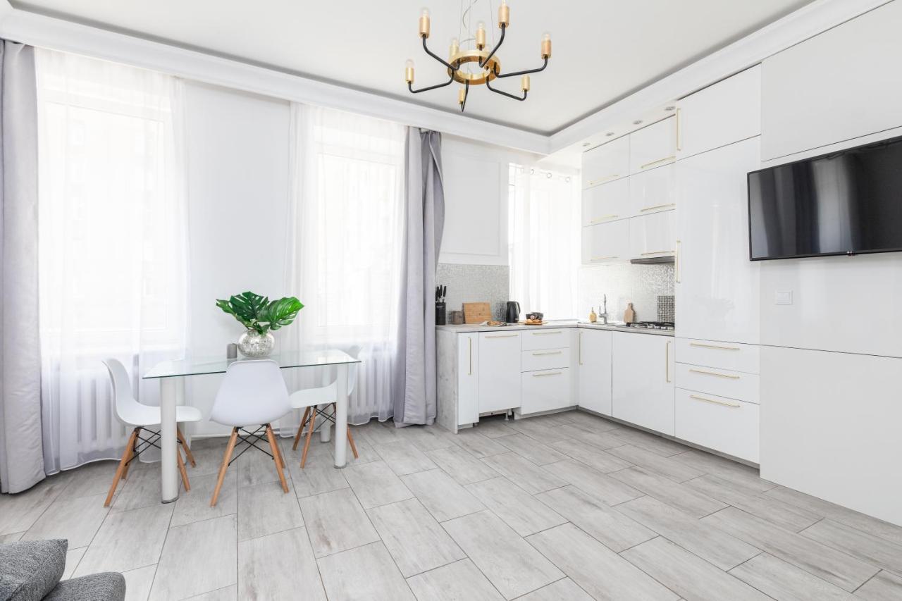 Superapart Chmielna 73A, City Center Varsovie Extérieur photo